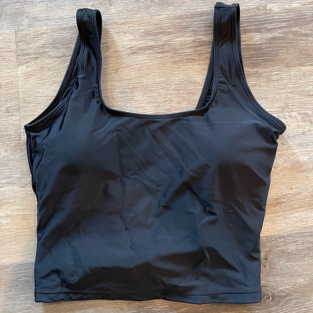 Janela Bay Scoop Neck Ladder Back Tankini Top